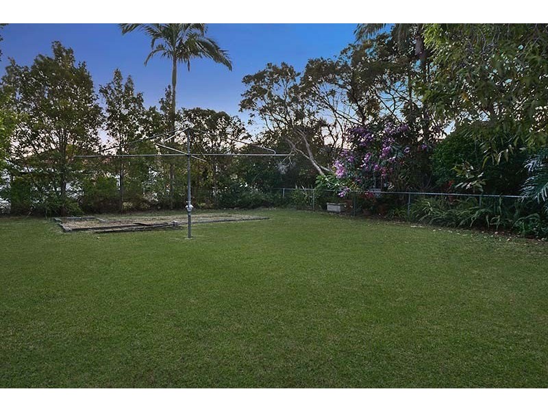 6 Clifton Street, Wilston QLD 4051