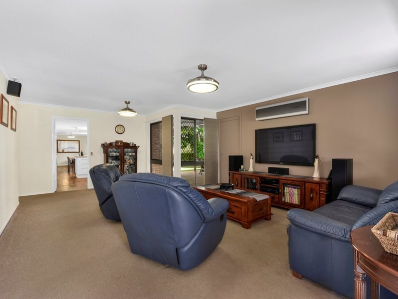 22 Fairhaven Street, Bridgeman Downs QLD 4035