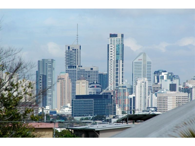 25 Madden Street, Albion QLD 4010