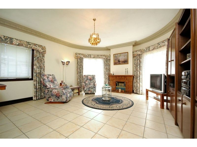 25 Madden Street, Albion QLD 4010