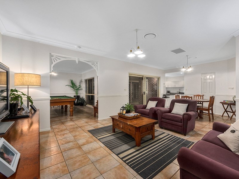 45 Halleys Crescent, Bridgeman Downs QLD 4035