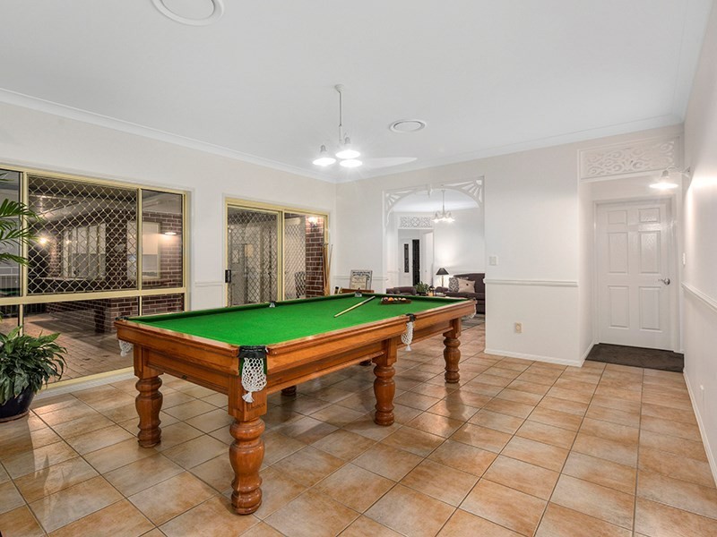 45 Halleys Crescent, Bridgeman Downs QLD 4035