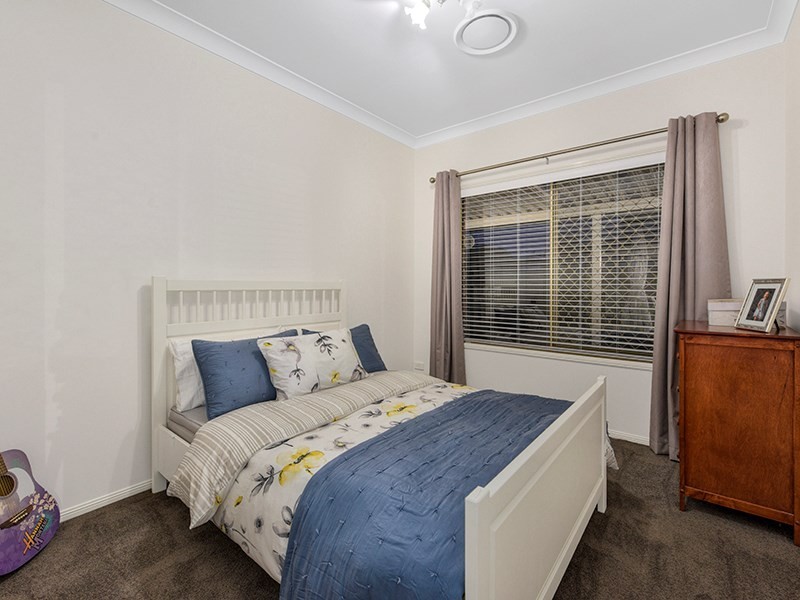 45 Halleys Crescent, Bridgeman Downs QLD 4035