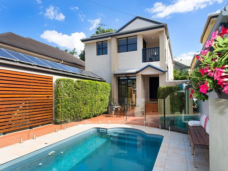 28 Sydney Street, Clayfield QLD 4011