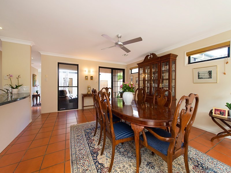 28 Sydney Street, Clayfield QLD 4011