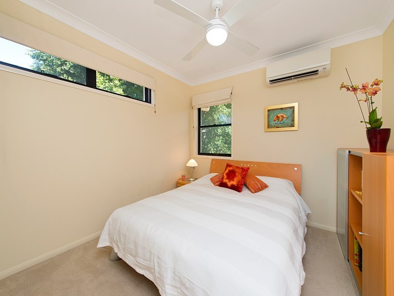 28 Sydney Street, Clayfield QLD 4011