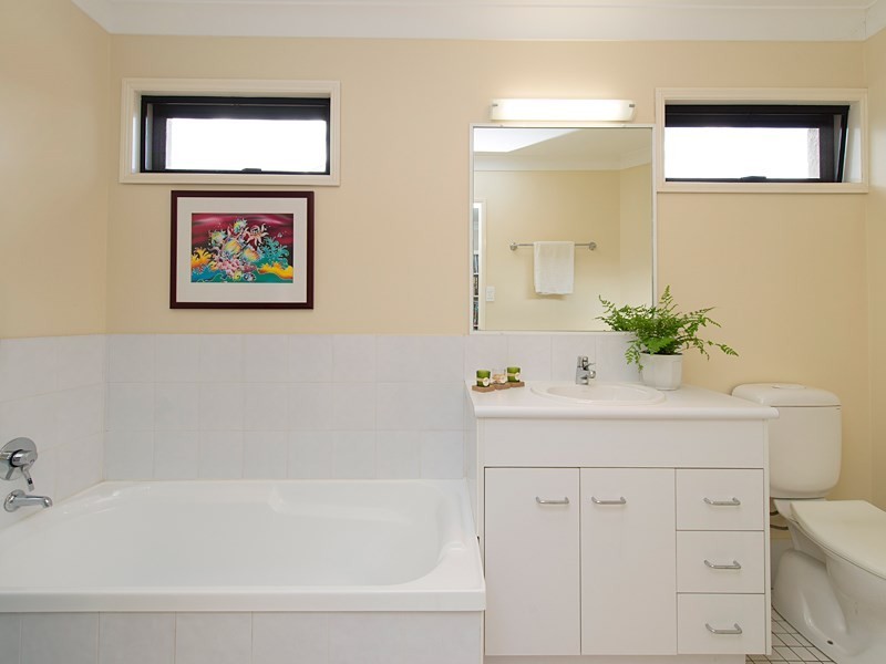 28 Sydney Street, Clayfield QLD 4011