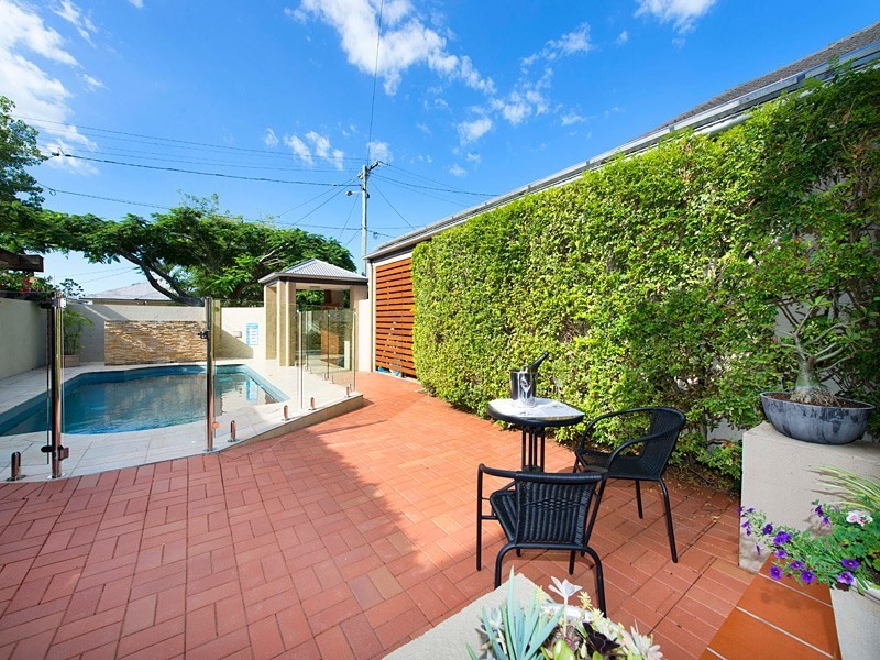 28 Sydney Street, Clayfield QLD 4011