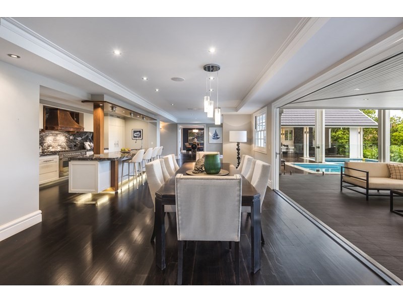 27 Sutherland Avenue, Ascot QLD 4007