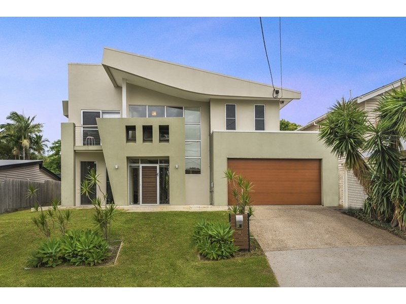 11 Woodville Street, Hendra QLD 4011