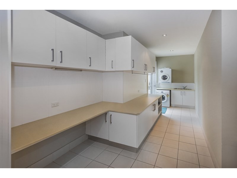 11 Woodville Street, Hendra QLD 4011