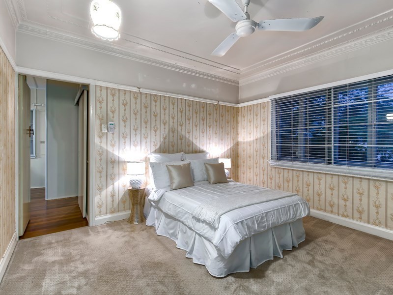 25 Love Street, Northgate QLD 4013