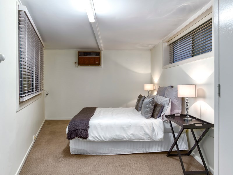 25 Love Street, Northgate QLD 4013