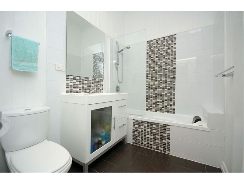 316 Nudgee Road, Hendra QLD 4011