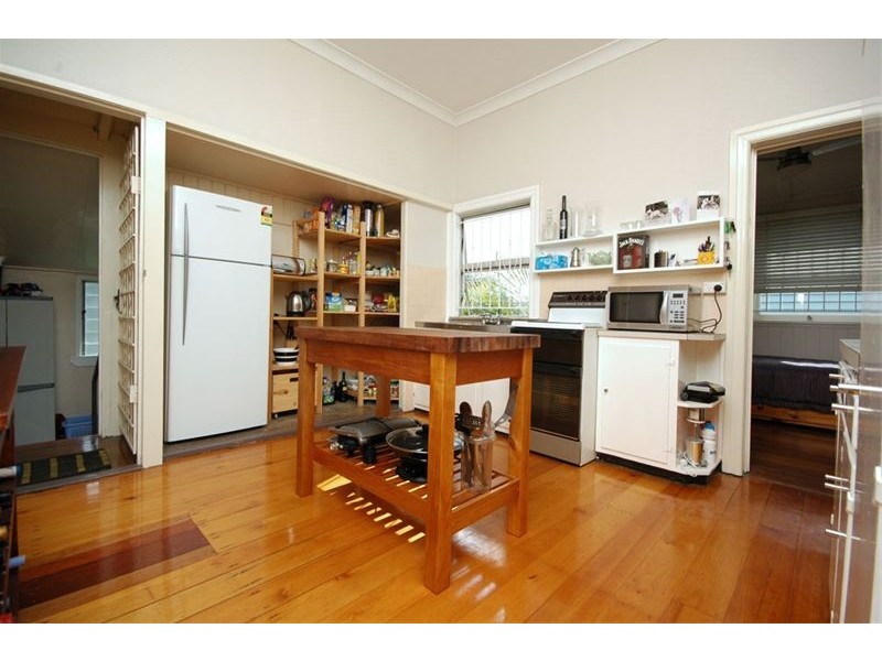 316 Nudgee Road, Hendra QLD 4011