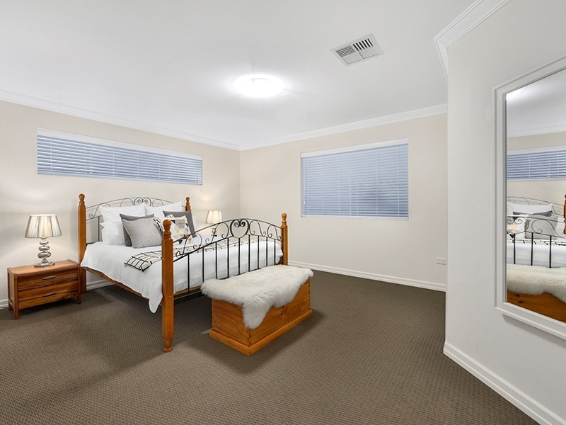 72 Crosby Road, Albion QLD 4010