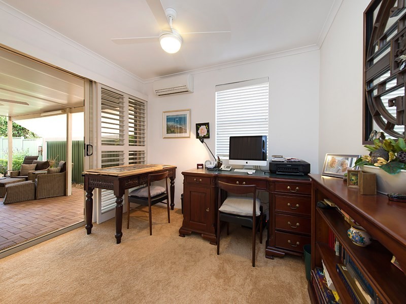 16 Bowley Street, Hendra QLD 4011