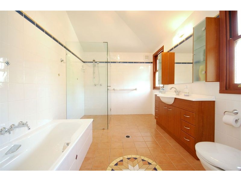 42 Cook Street, Northgate QLD 4013