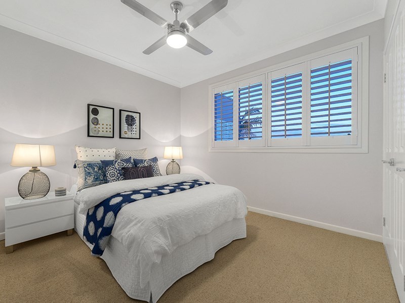 34 Oakley Street, Manly QLD 4179