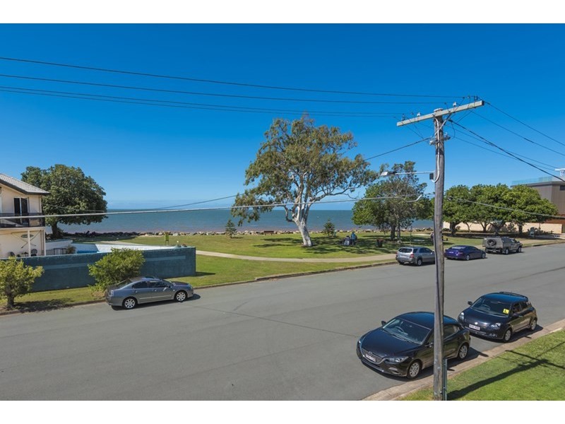 5 and 9 Second Avenue, Scarborough QLD 4020