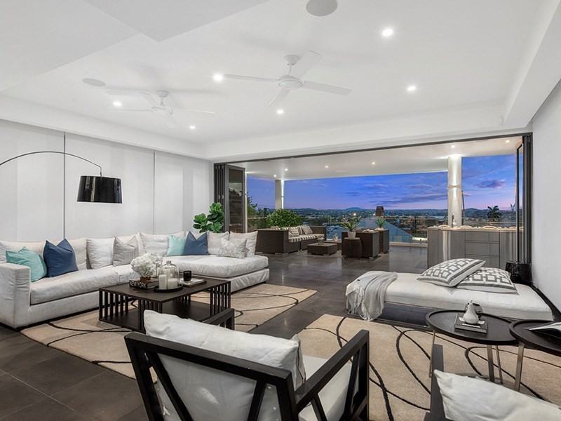 22 Langside Road, Hamilton QLD 4007