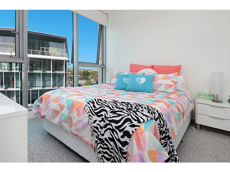 30506/2 Harbour Road, Hamilton QLD 4007