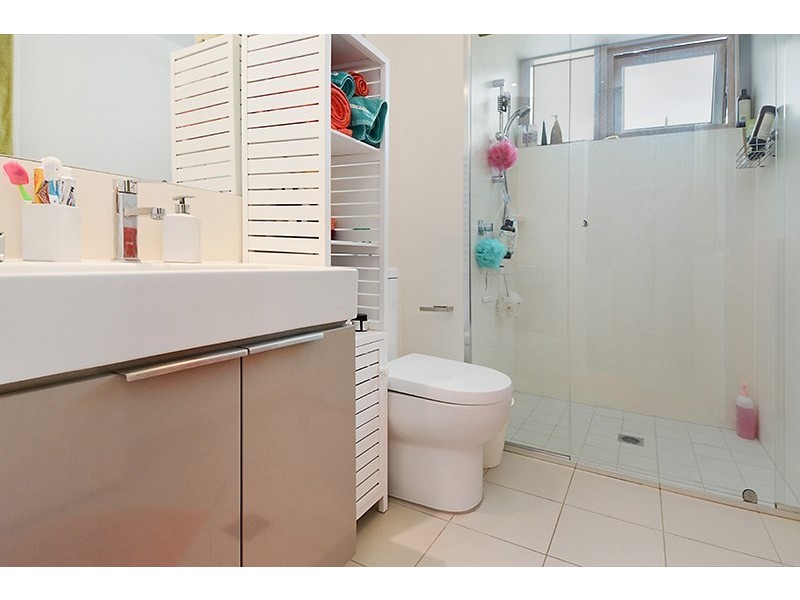 30506/2 Harbour Road, Hamilton QLD 4007