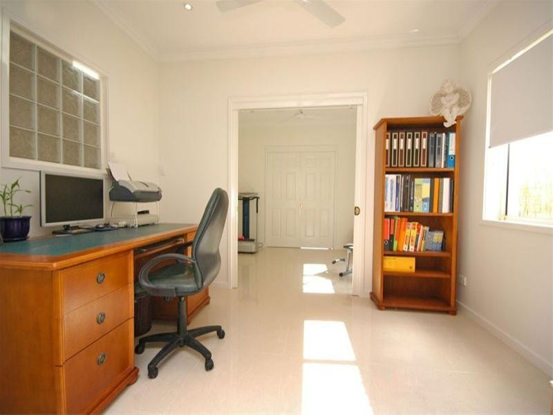 15 Goble Street, Hendra QLD 4011