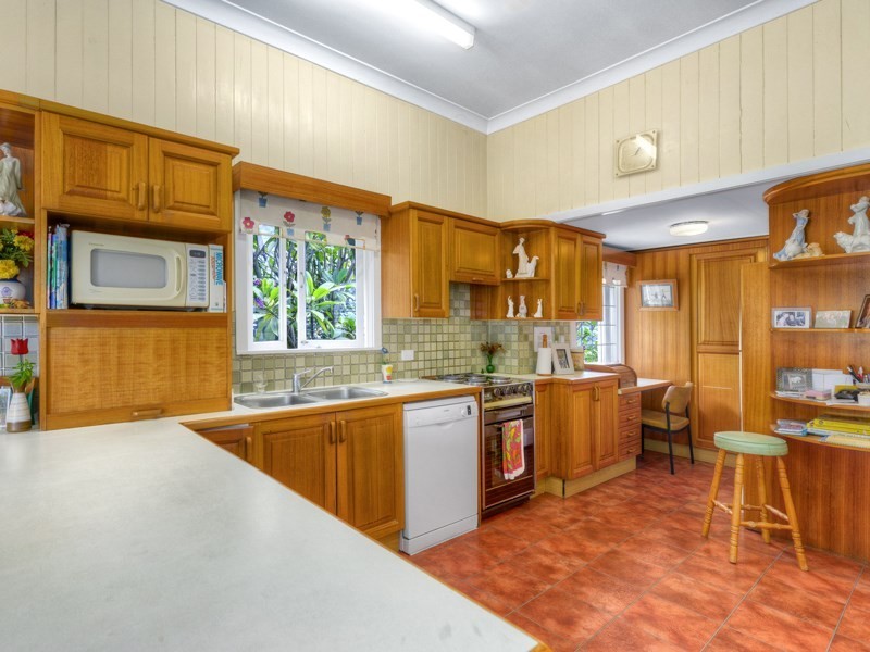21 Ascot Street, Ascot QLD 4007