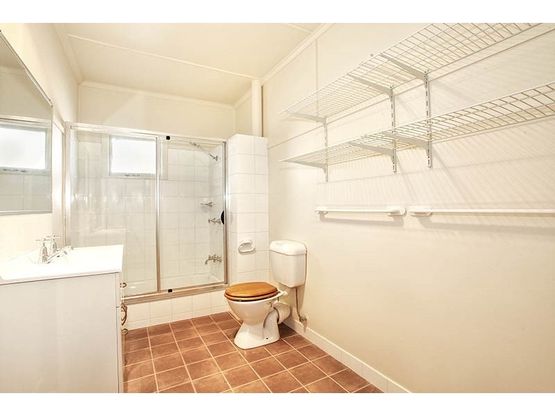 1 Deramore Street, Wavell Heights QLD 4012