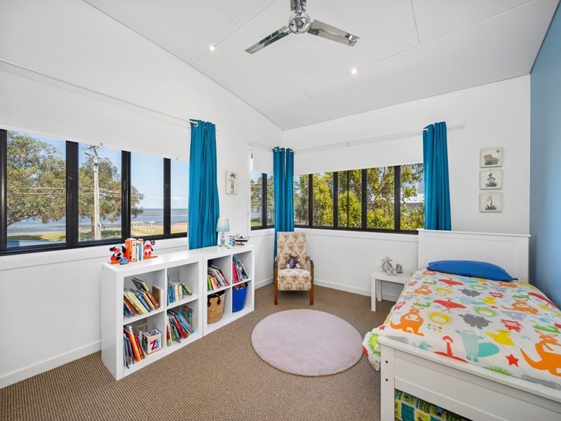 402 Flinders Parade, Brighton QLD 4017