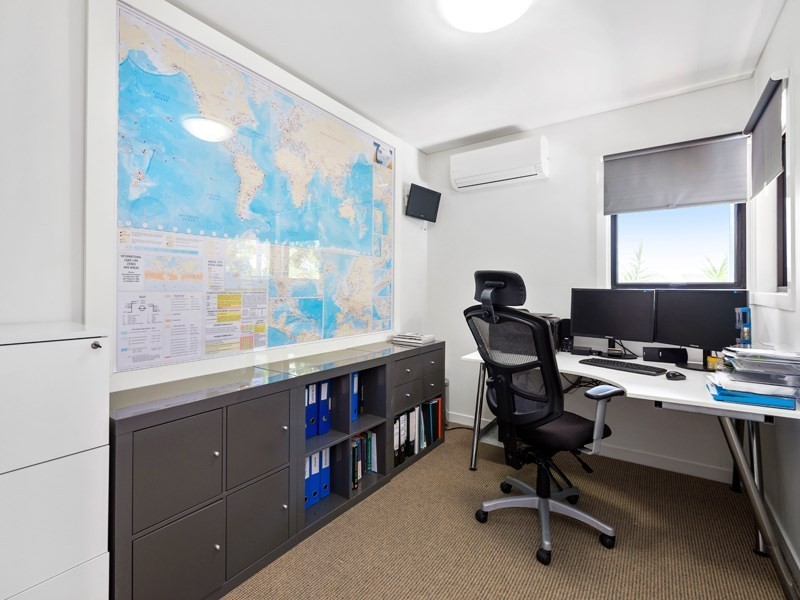 402 Flinders Parade, Brighton QLD 4017