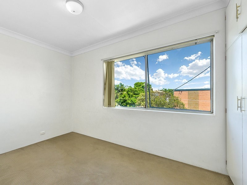 4/17 Napier Street, Ascot QLD 4007