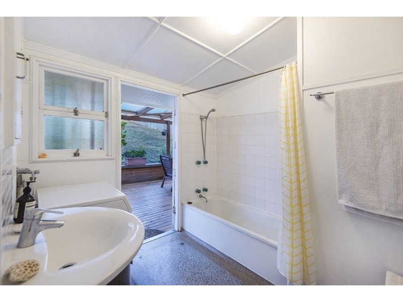 30 Pine Street, Hamilton QLD 4007