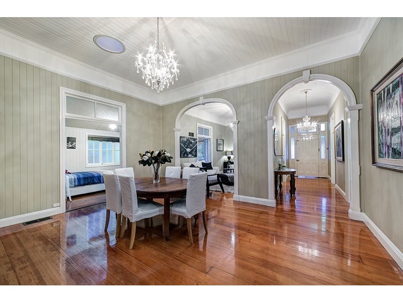 21 Bonney Avenue, Clayfield QLD 4011