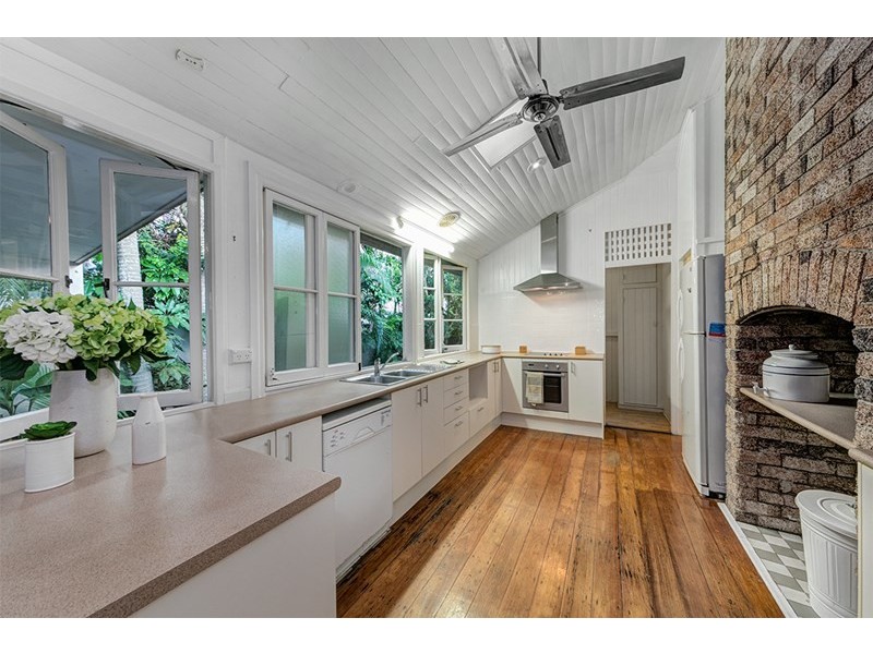 21 Bonney Avenue, Clayfield QLD 4011