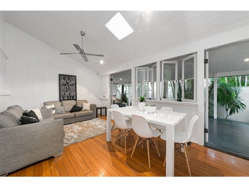 21 Bonney Avenue, Clayfield QLD 4011