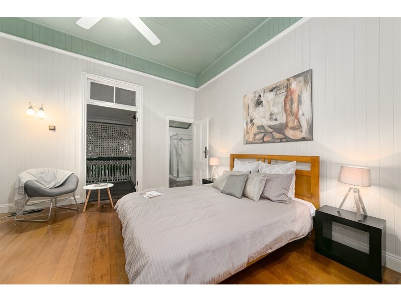 21 Bonney Avenue, Clayfield QLD 4011