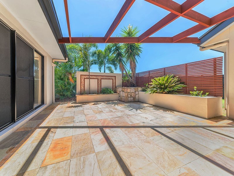 23 Azienda Place, Bridgeman Downs QLD 4035