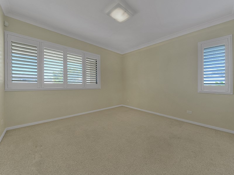 23 Azienda Place, Bridgeman Downs QLD 4035