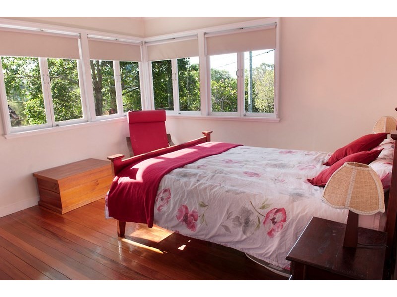 314 Kitchener Road, Stafford Heights QLD 4053