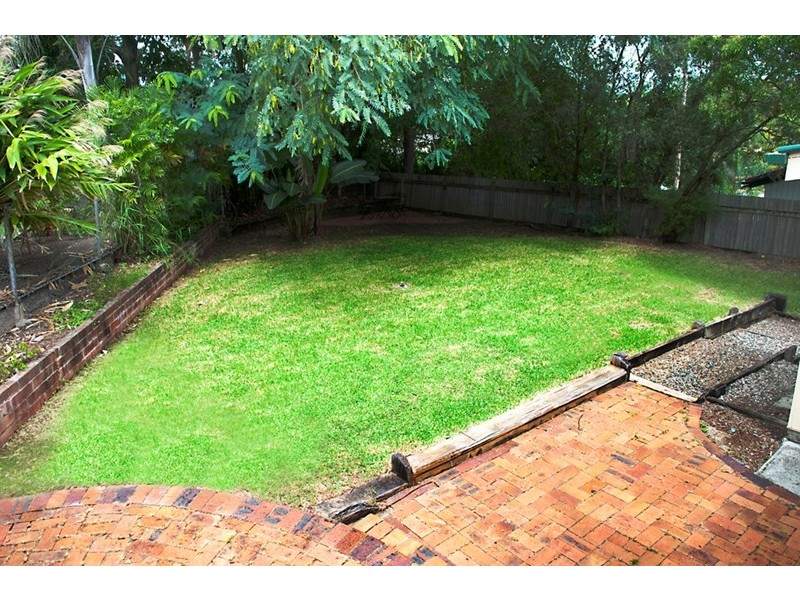 314 Kitchener Road, Stafford Heights QLD 4053