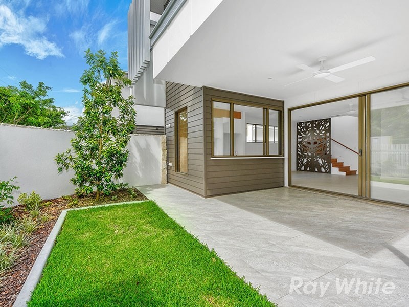2/24 Oxford Street, Hamilton QLD 4007