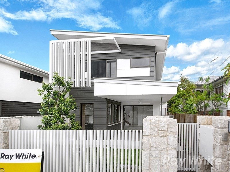 2/24 Oxford Street, Hamilton QLD 4007