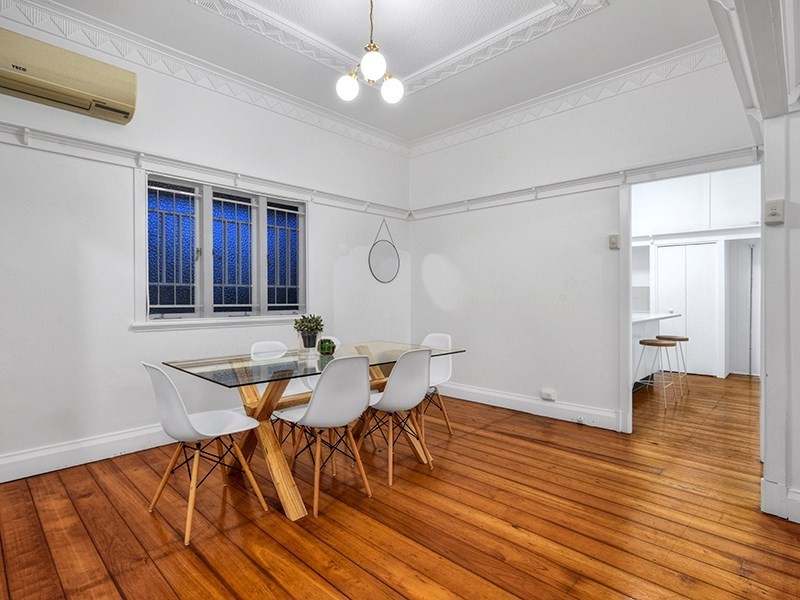 2 Maxwell Street, Clayfield QLD 4011