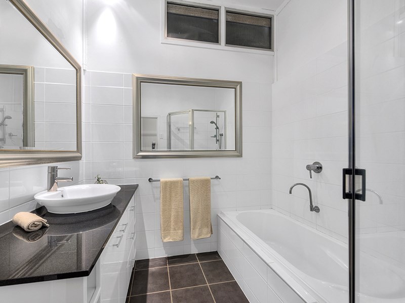 2 Maxwell Street, Clayfield QLD 4011