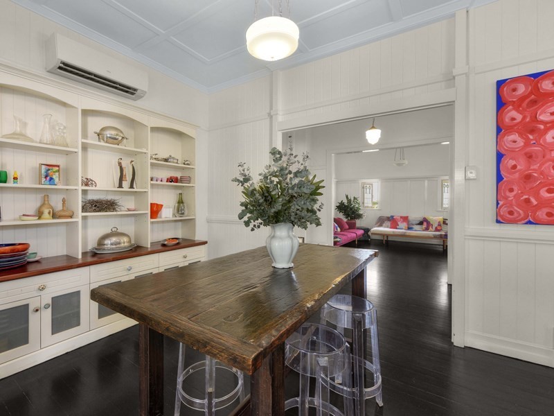 31 Sefton Avenue, Clayfield QLD 4011