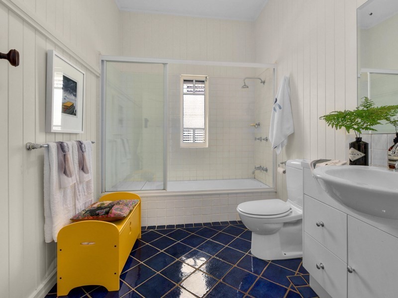 31 Sefton Avenue, Clayfield QLD 4011