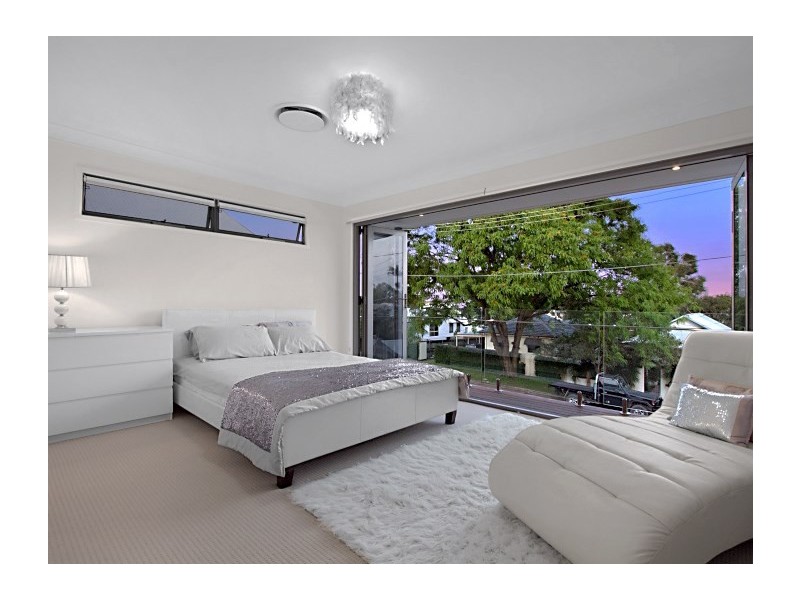 6 School Street, Hendra QLD 4011