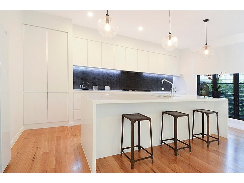 66 Winchester Street, Hamilton QLD 4007